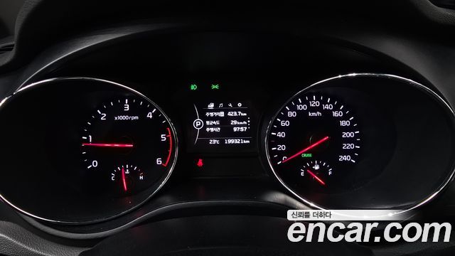 Kia Canival 2017 — photo 8