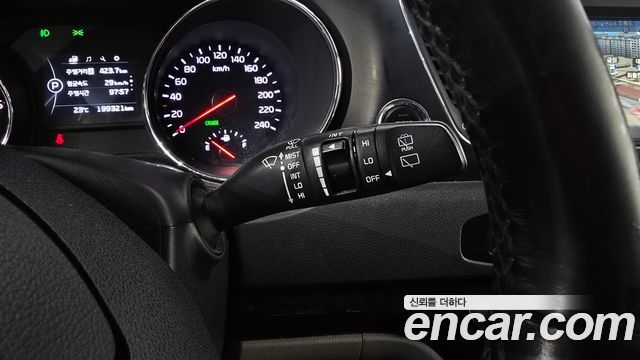 Kia Canival 2017 — photo 18