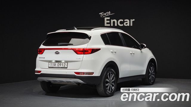 Kia Sportage 2016 — photo 2