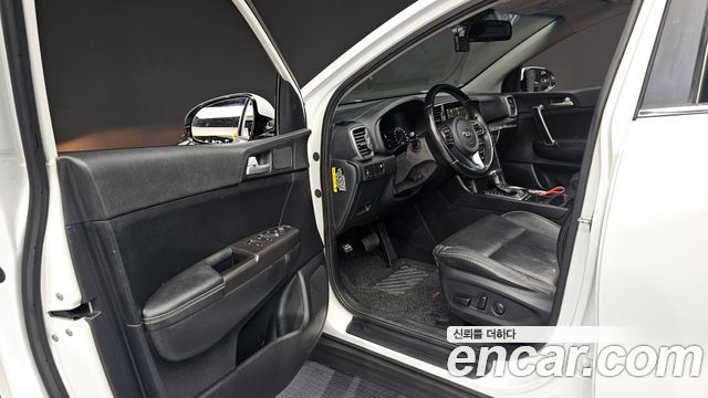 Kia Sportage 2016 — photo 13