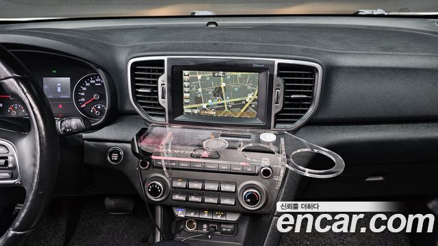 Kia Sportage 2016 — photo 18