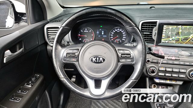 Kia Sportage 2016 — photo 19