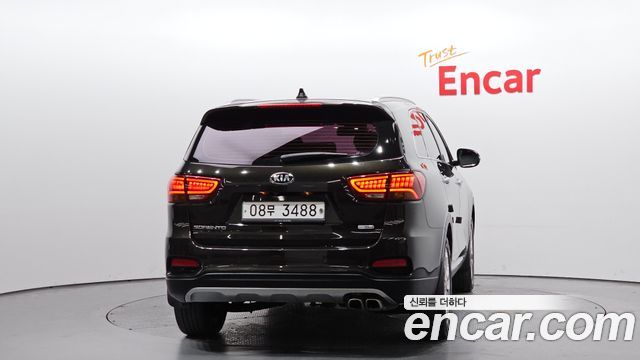 Kia Sorento 2018 — photo 4