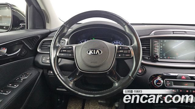 Kia Sorento 2018 — photo 11