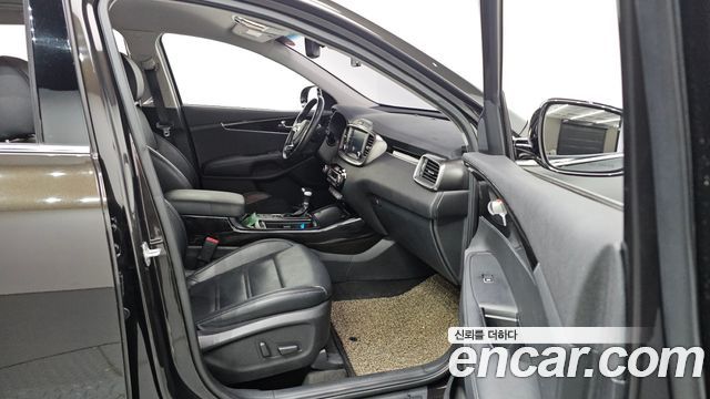 Kia Sorento 2018 — photo 17