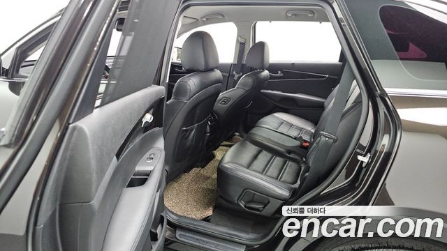 Kia Sorento 2018 — photo 19