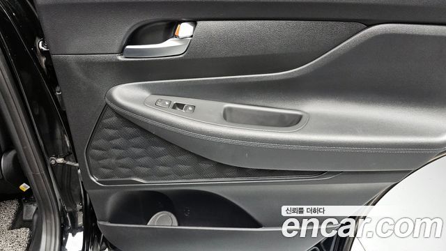 Hyundai Santafe 2021 — photo 14