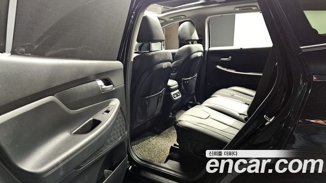 Hyundai Santafe 2021 — photo 16