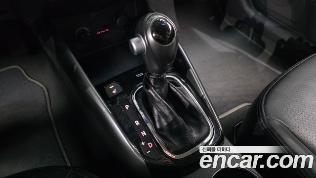 Kia Porte 2012 — photo 9
