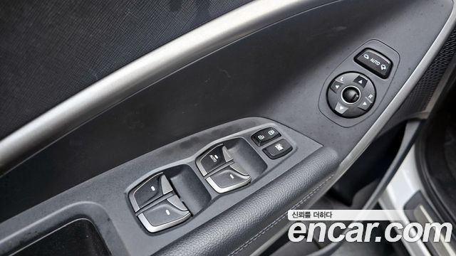Hyundai Santafe 2015 — photo 26