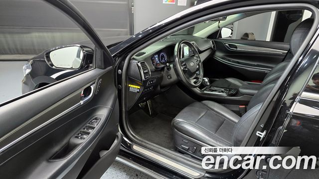 Hyundai Grandeur 2017 — photo 10