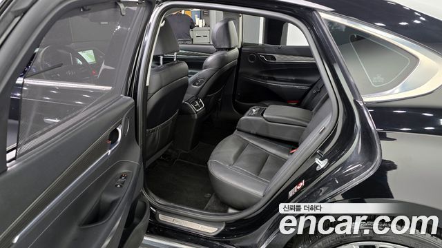 Hyundai Grandeur 2017 — photo 11