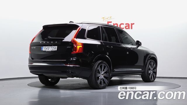 Volvo XC90 2024 — photo 2