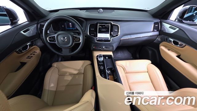 Volvo XC90 2024 — photo 10