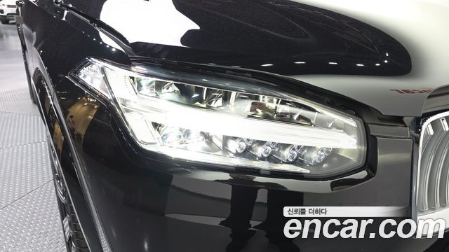 Volvo XC90 2024 — photo 8