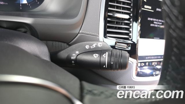 Volvo XC90 2024 — photo 32