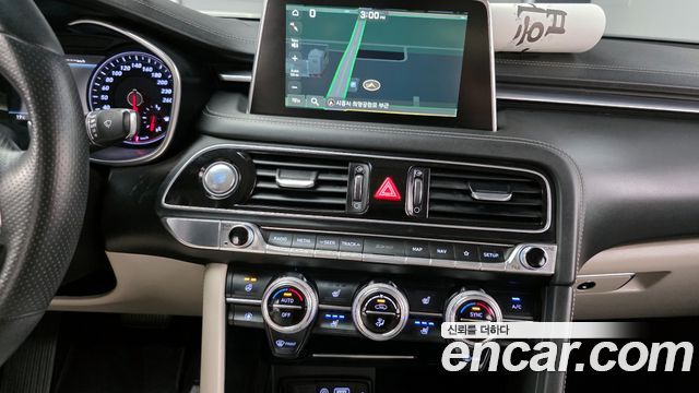 Genesis G70 2020 — photo 20