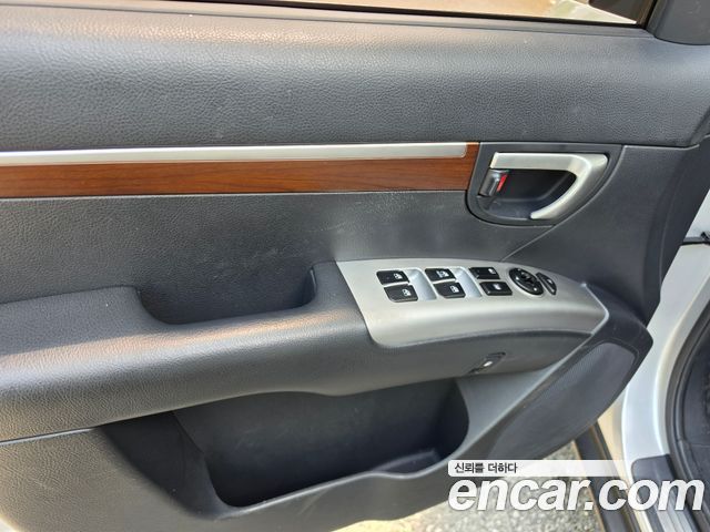Hyundai Santafe 2009 — photo 18