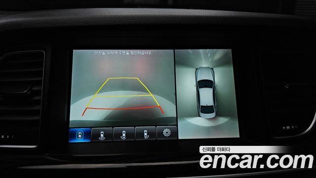 Genesis G80 2017 — photo 15