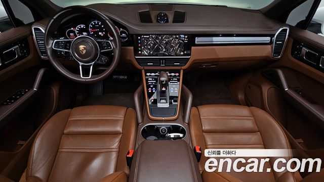 Porsche Cayenne 2023 — photo 10