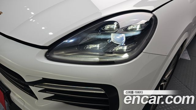 Porsche Cayenne 2023 — photo 8