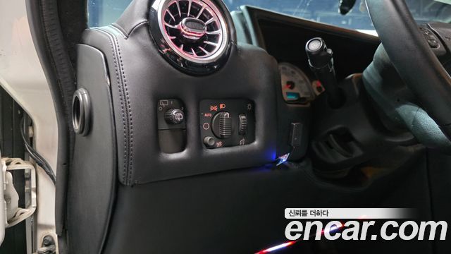 Hummer H2 2003 — photo 15