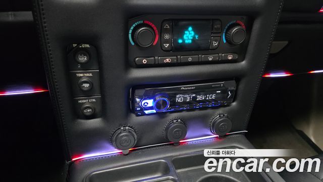 Hummer H2 2003 — photo 18