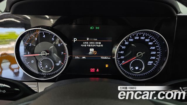 Hyundai Grandeur 2022 — photo 8
