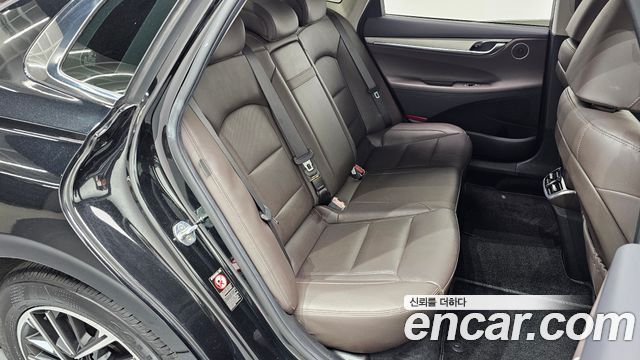 Hyundai Grandeur 2022 — photo 11