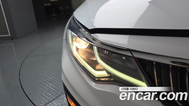 Kia K5 2020 — photo 8