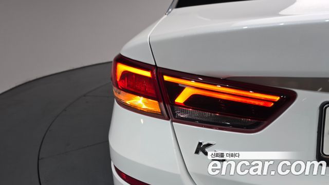 Kia K5 2020 — photo 9