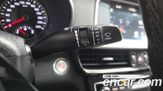 Kia K5 2020 — photo 27