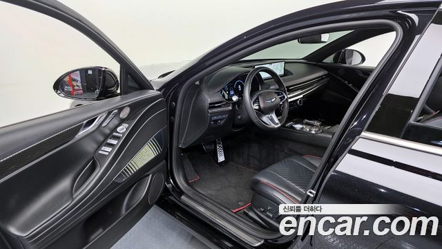 Genesis G80 2022 — photo 10