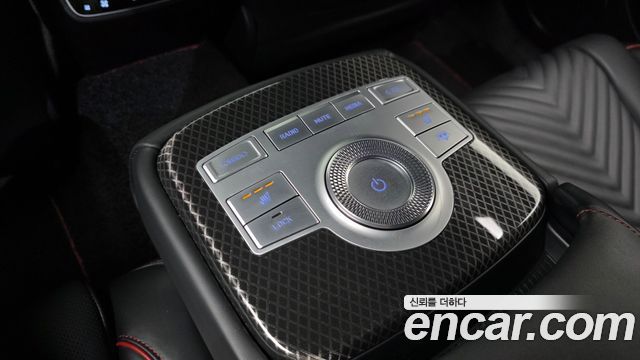 Genesis G80 2022 — photo 14