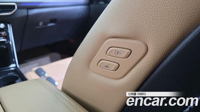 Kia K7 2020 — photo 31