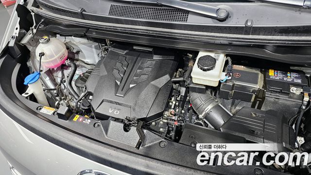 Hyundai Staria 2023 — photo 6