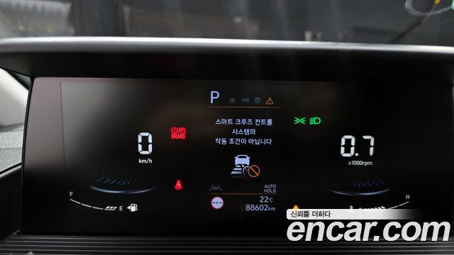 Hyundai Staria 2023 — photo 11
