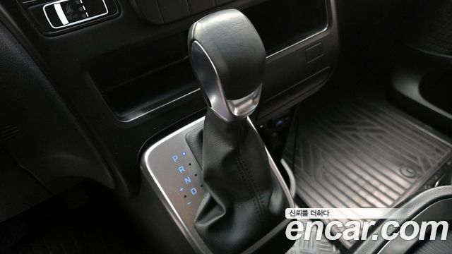 Hyundai Staria 2023 — photo 12