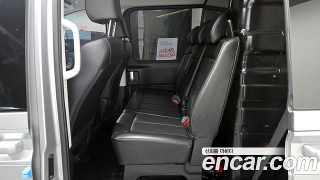 Hyundai Staria 2023 — photo 18