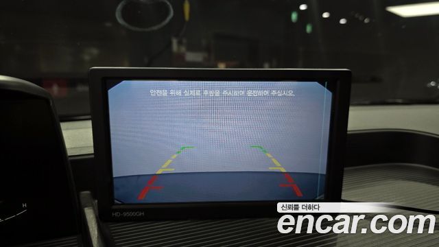 Hyundai Staria 2023 — photo 20