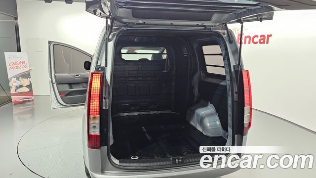 Hyundai Staria 2023 — photo 26