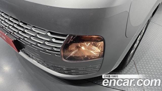 Hyundai Staria 2023 — photo 8