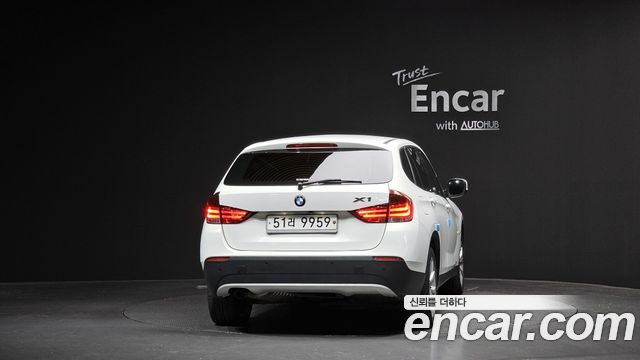 BMW X1 2012 — photo 4