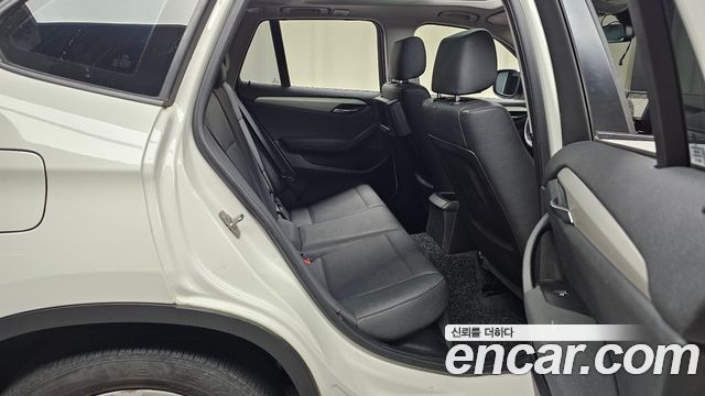 BMW X1 2012 — photo 12