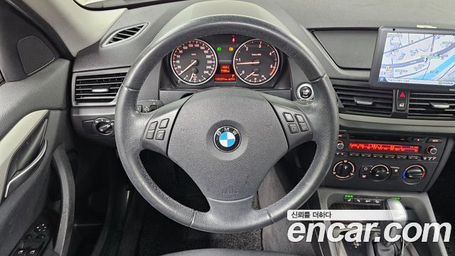 BMW X1 2012 — photo 13