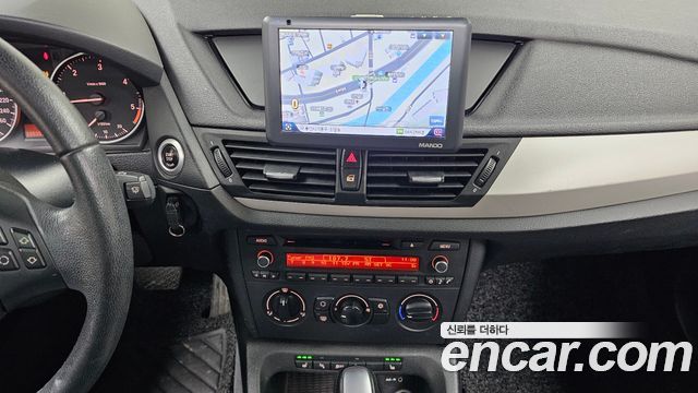 BMW X1 2012 — photo 14