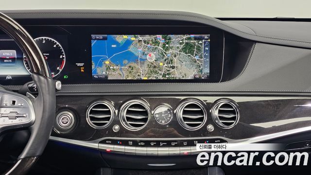 Mercedes-Benz S-Class 2019 — photo 19