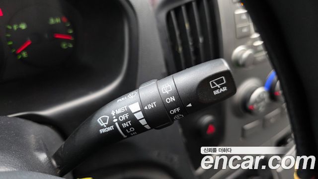 Hyundai Starex 2014 — photo 27
