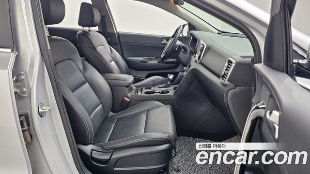 Kia Sportage 2017 — photo 11