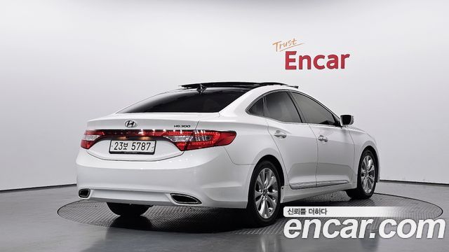 Hyundai Grandeur 2011 — photo 2